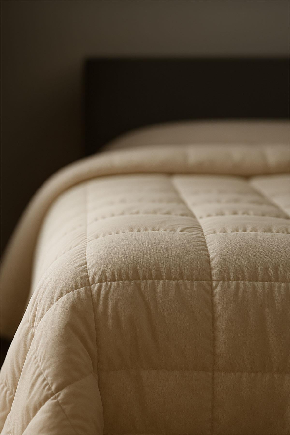 Bamboo Quilt Single (155 x 215 cm)