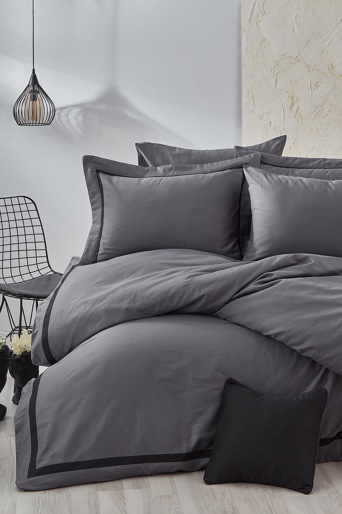 Carisma Piped Cotton Sateen Super King Size 7-Piece Duvet Cover Set