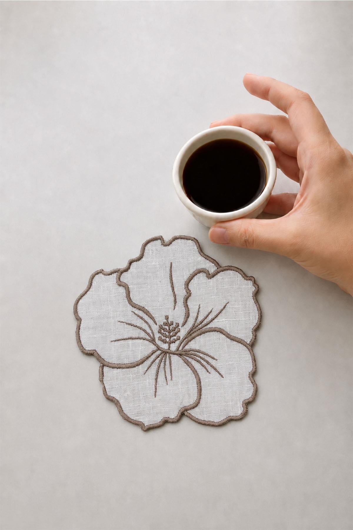 Lily Coaster