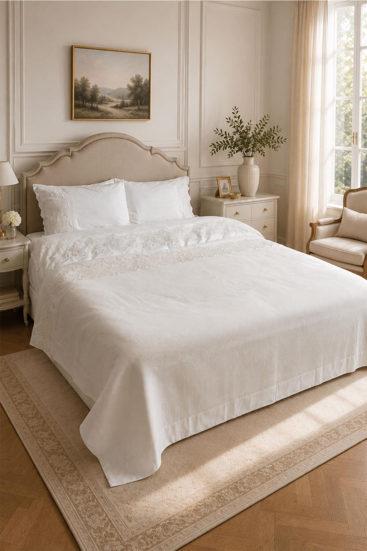 Mirena Lace Double 7 Piece Duvet Cover + Blanket Set