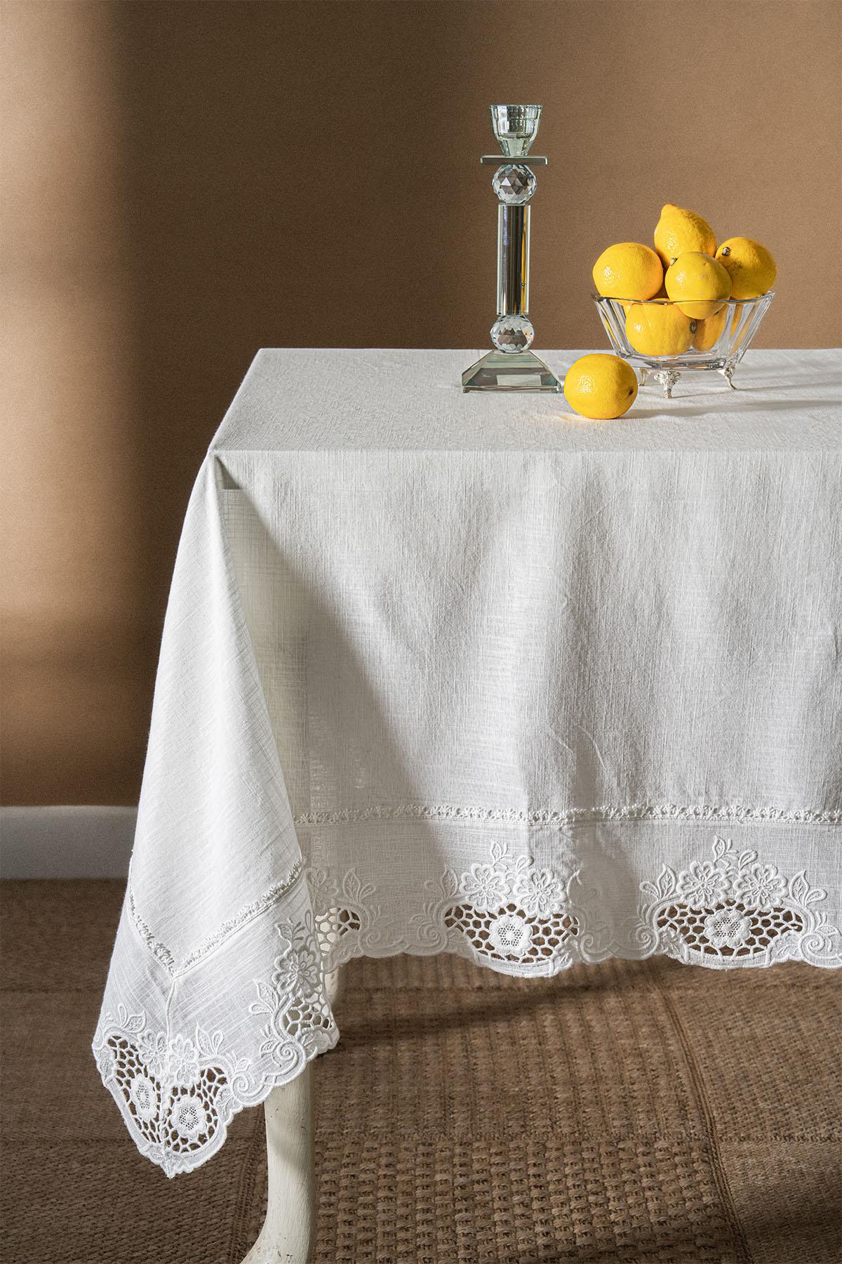 Puerta Flower Embroidered Stain-Resistant, Worry-Free Square Tablecloth (160 x 160 cm)