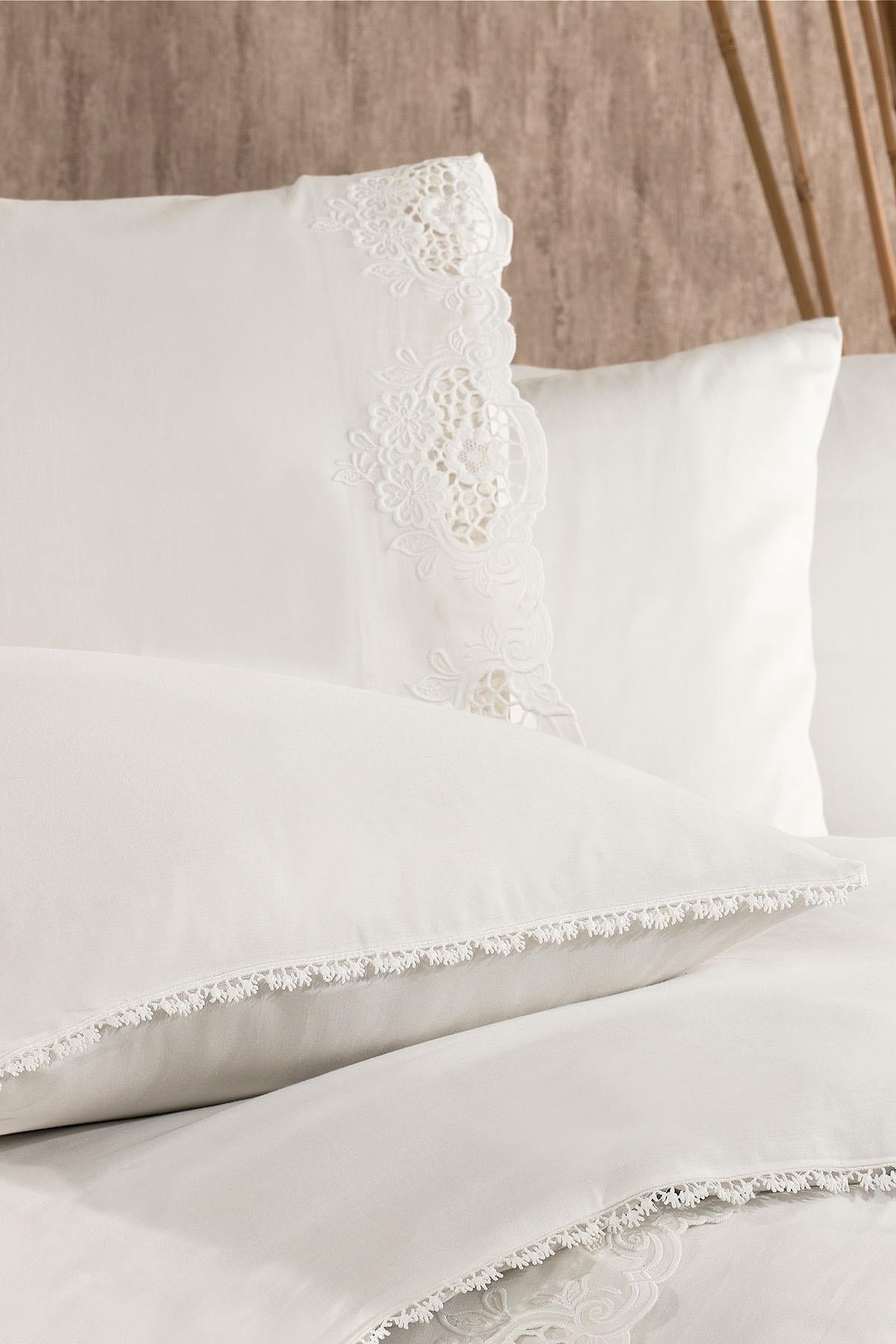 Puerta Floral Embroidered Cotton Satin Double 6-Piece Duvet Cover Set