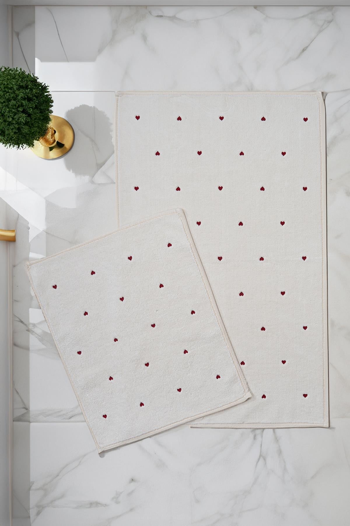 Amore Heart Embroidered 2-Piece Mat Set (60 x 100 cm)