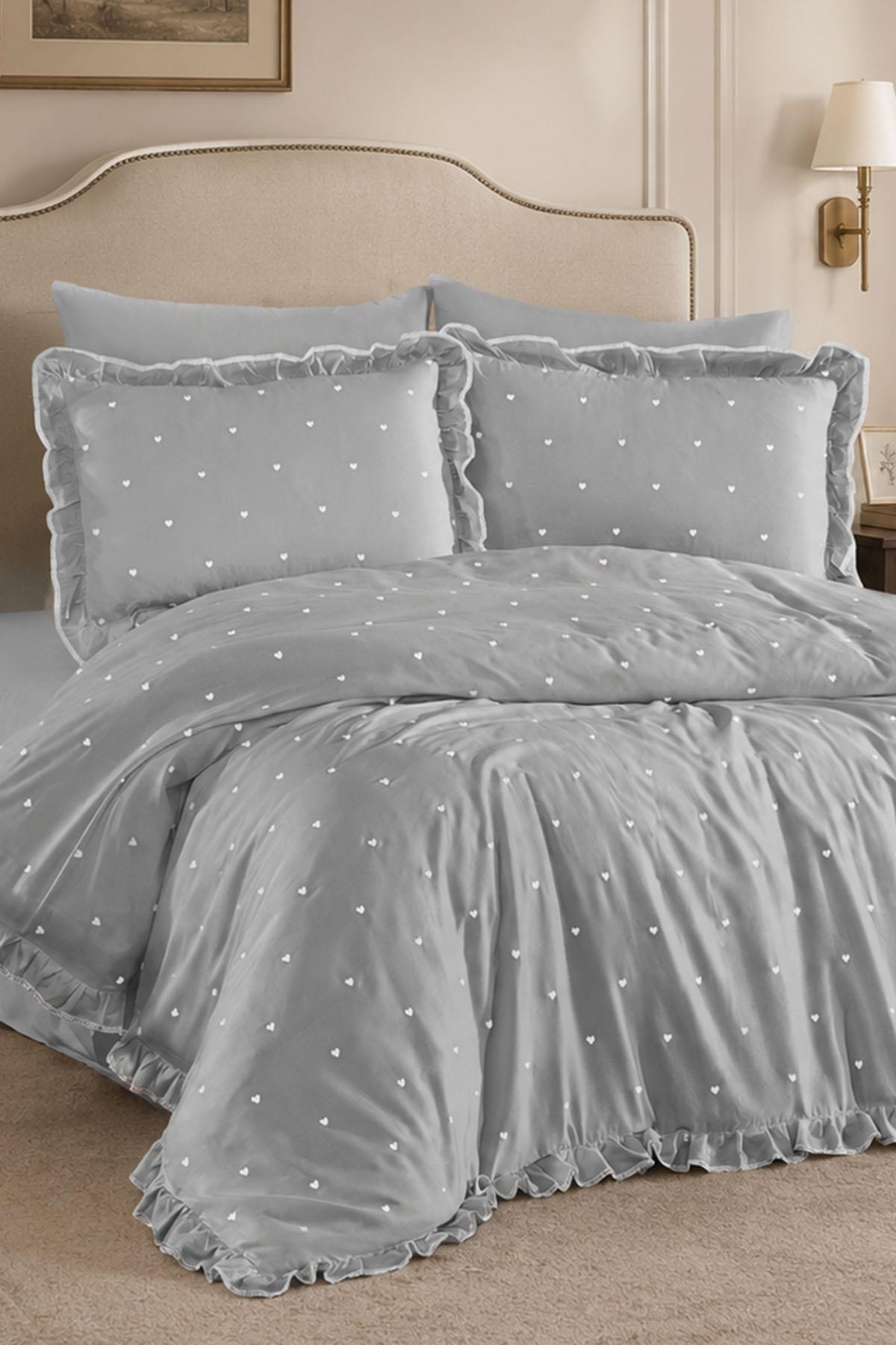 Amore Heart Embroidered Cotton Satin King Size 6-Piece Duvet Cover Set