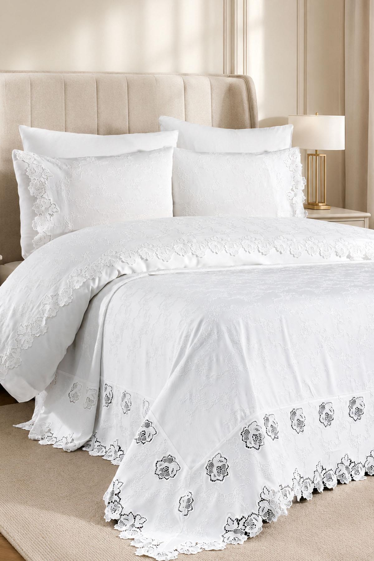 Astena Floral Embroidered Double 7-Piece Duvet Cover + Quilt Set