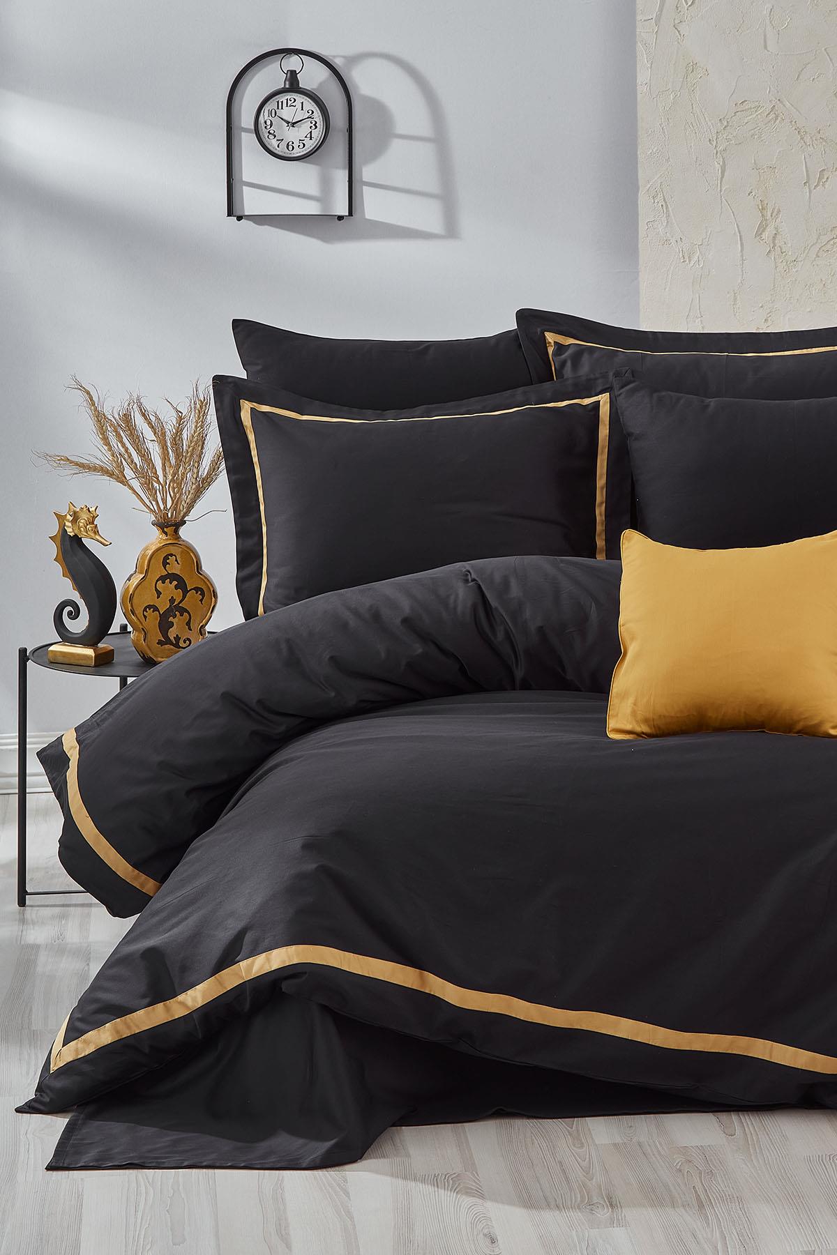 Carisma Biella Cotton Sateen Double Seven-Piece Duvet Cover Set