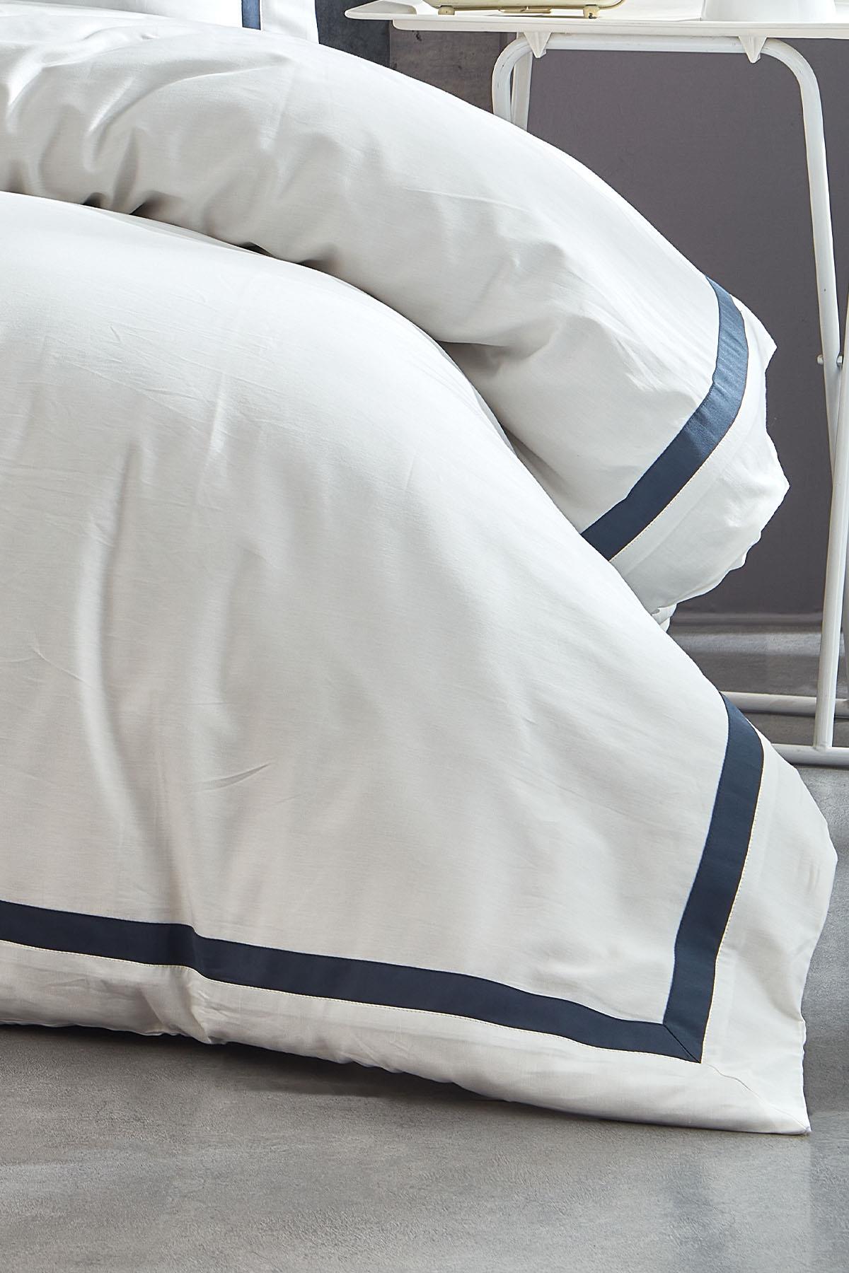 Carisma Piped Cotton Sateen Super King Size 7-Piece Duvet Cover Set