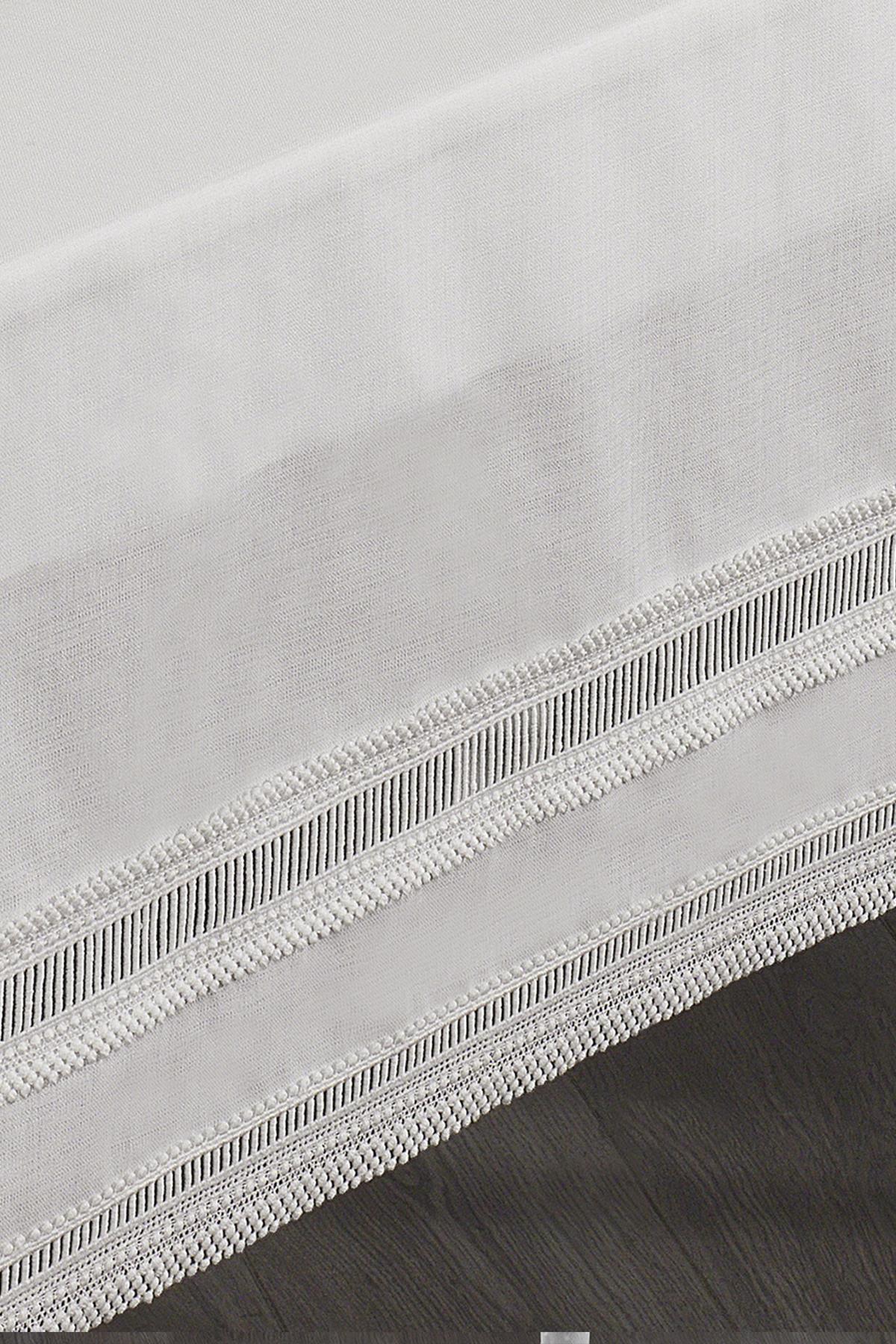 Elis Stain-Resistant Tablecloth (160 x 320 cm)