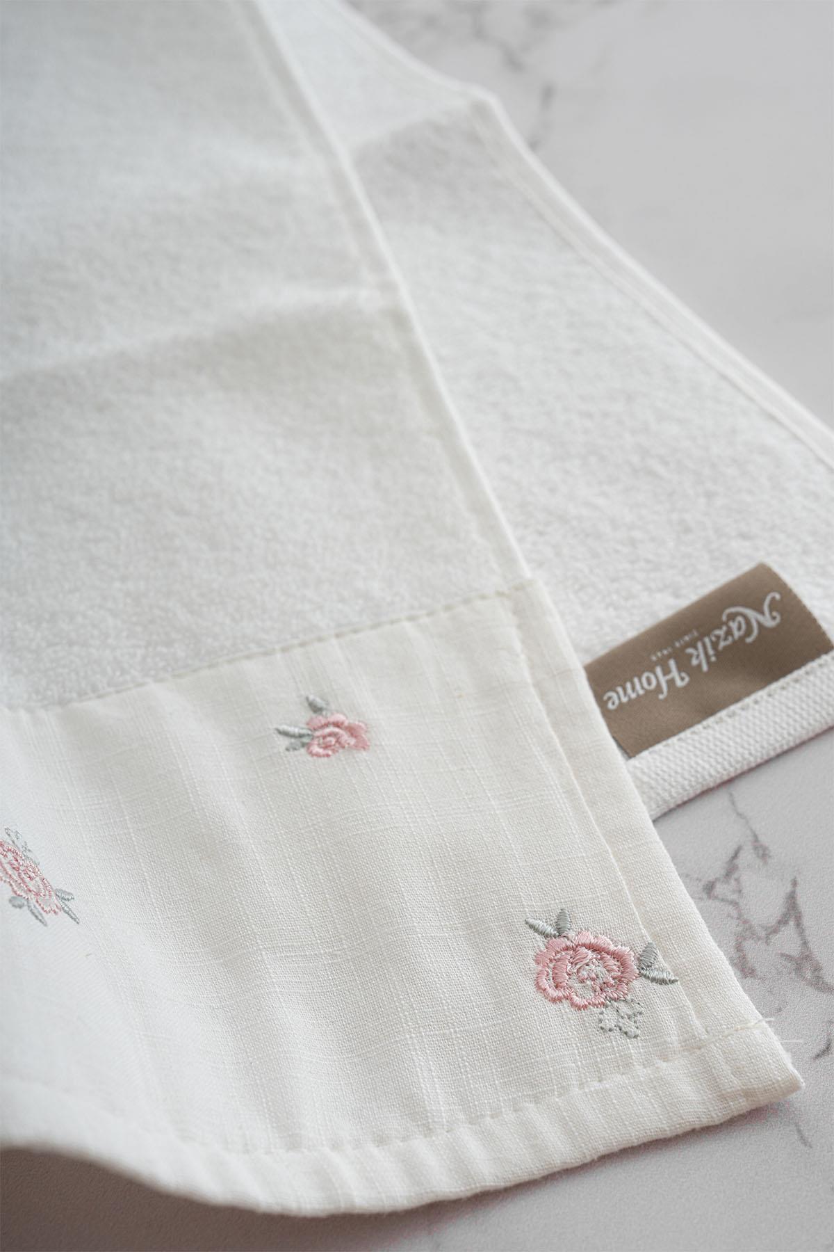 Flower Garden Rose Embroidered Bath Towel (90 x 150 cm)