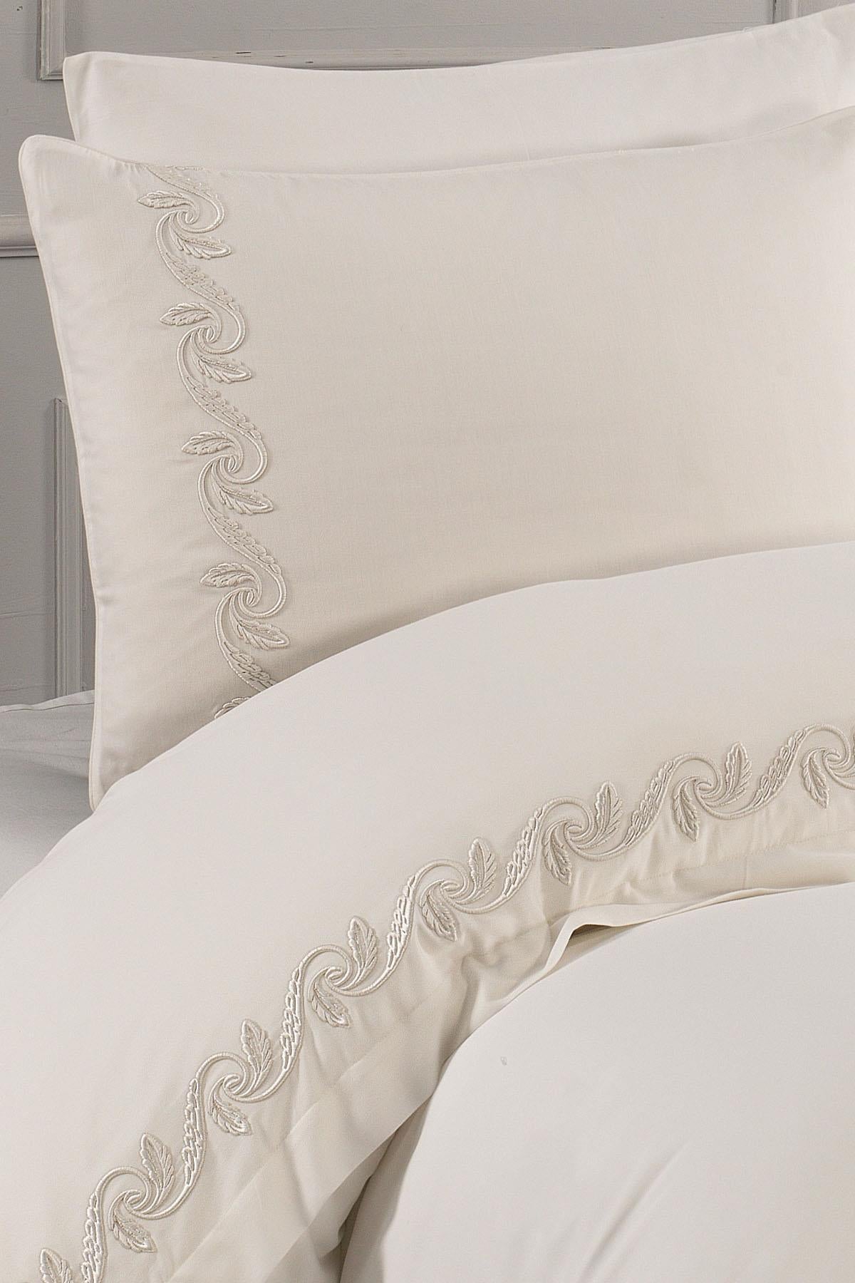 Latina Burgundy Leaf Embroidered Cotton Sateen Double Duvet Cover Set, 6 Pieces