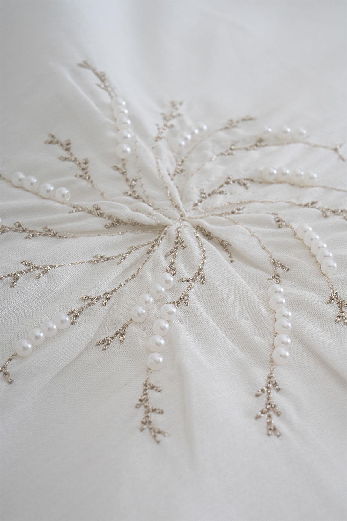Lorient Pearl Embroidered Cotton Satin Super King Size 6-Piece Duvet Cover Set