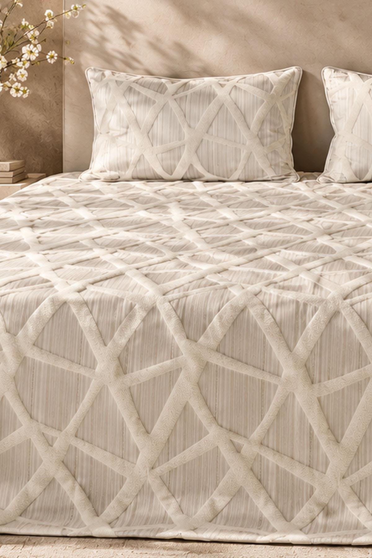 Mia Geometric Double Bedspread