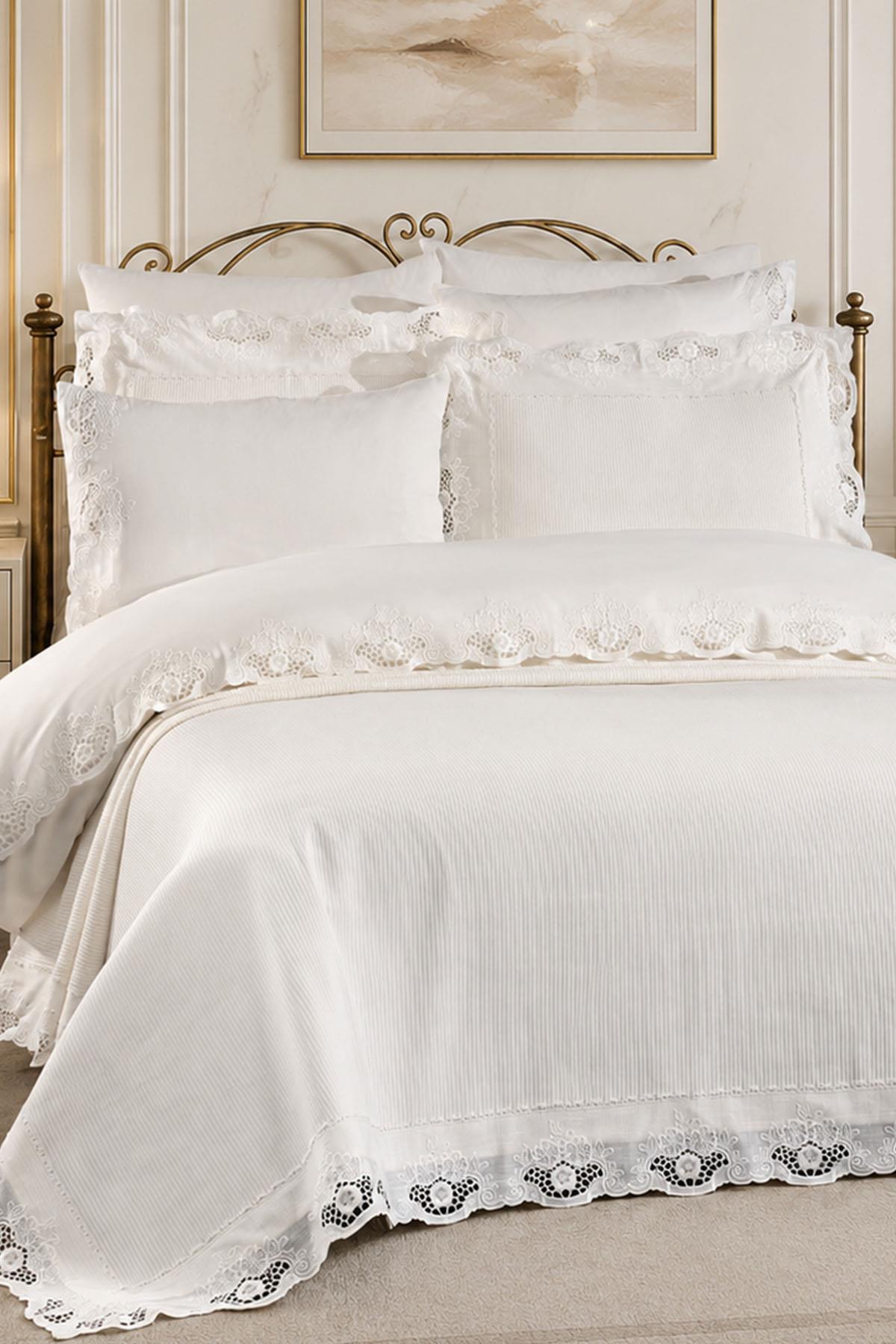 Puerta Floral Embroidered Double 9-Piece Duvet Cover + Quilt Set