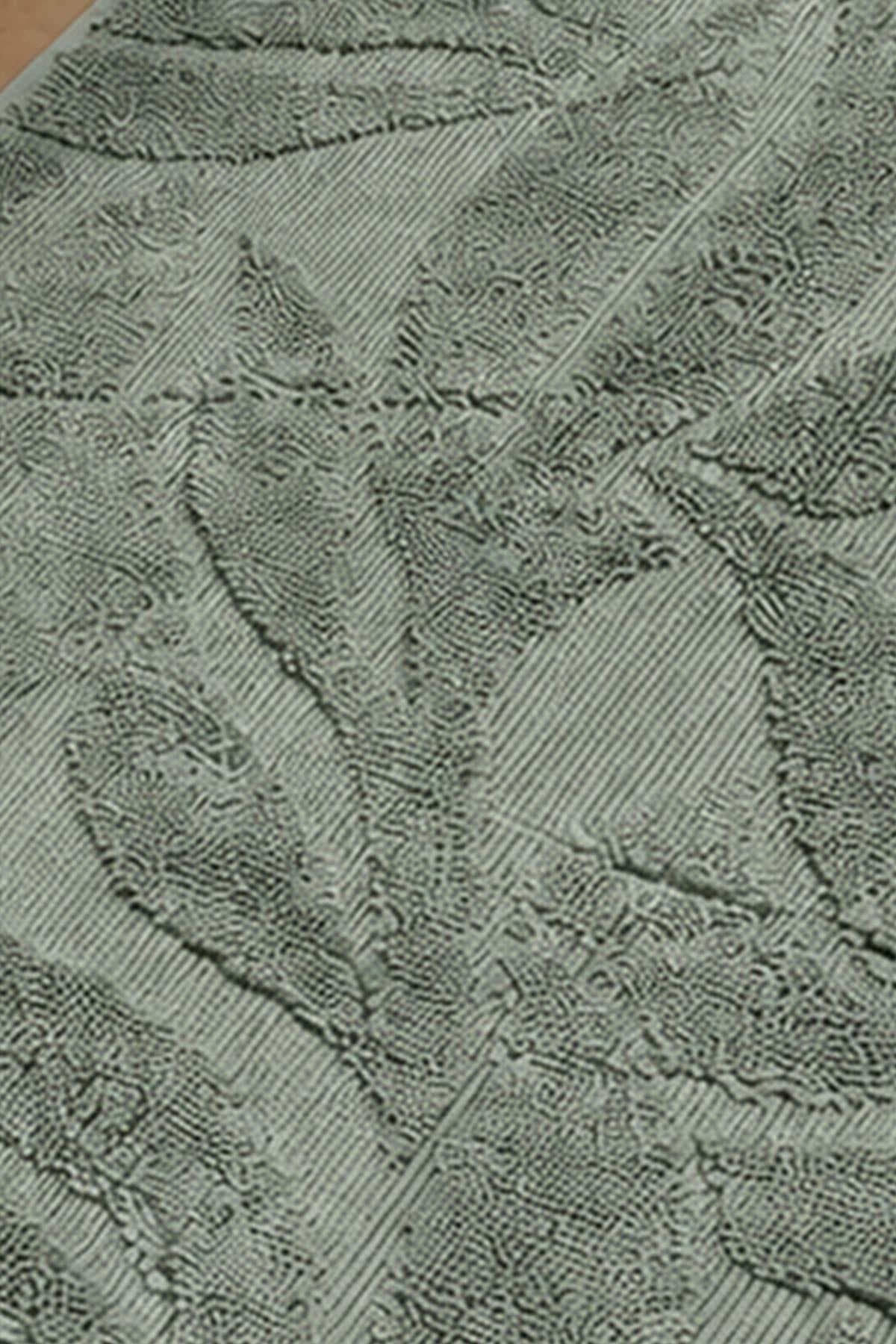 Sage Leaf Pattern Foot Towel (50 x 80 cm)