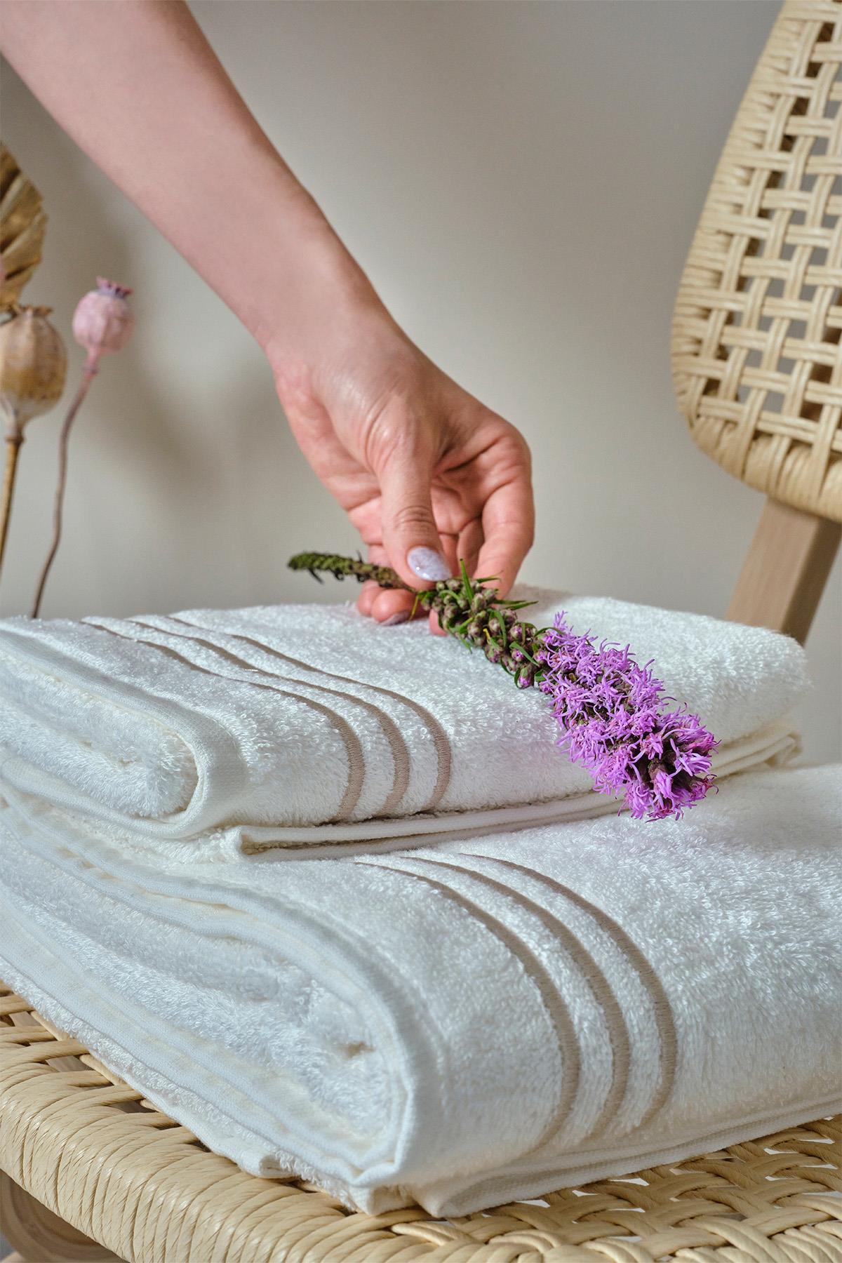 Zen Line Embroidered Hand Towel (30 x 50 cm) - Nazik Home - Value for My Home!